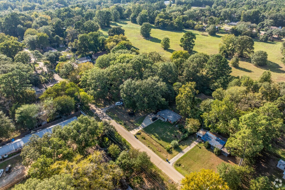 NH_Owentown_553341_p2_SW_V1_101424