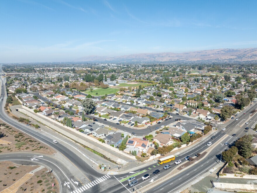 Dove Hill_559838_DQ_062625_FINAL