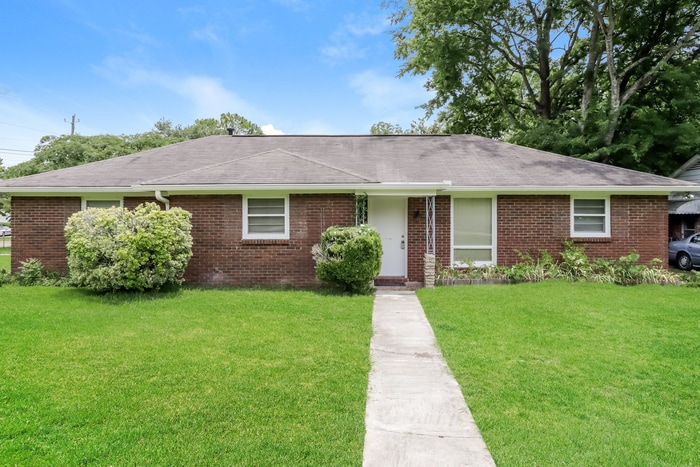 3064 Guymar Rd, Montgomery, AL 36111 - photo 1