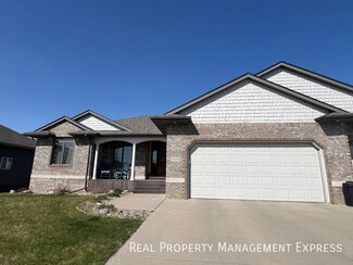 3408 E Broken Arrow St, Sioux Falls, SD 57103