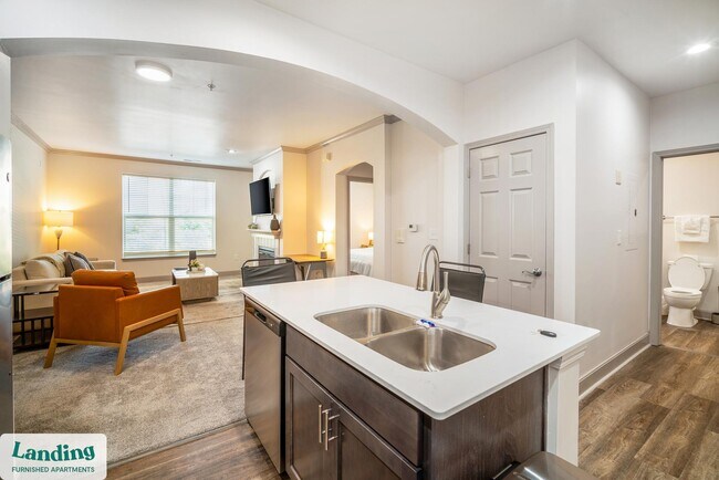 3010 Eden Ave unit A207, Cincinnati, OH 45219 - photo 6