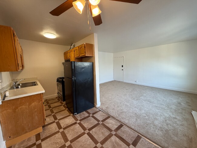 1325 Ashby Ave unit A, Berkeley, CA 94702 - photo 2