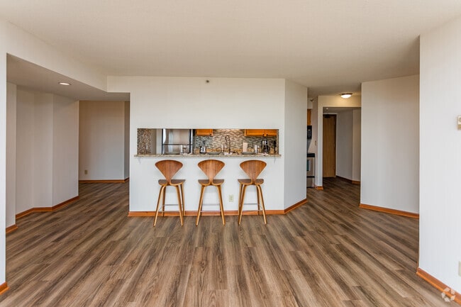 2BR, 2BA, K2 - 1,196 SF