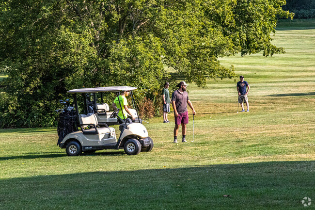 Get in a few rounds of golf at Washington Park Golf Course near Manree Park.