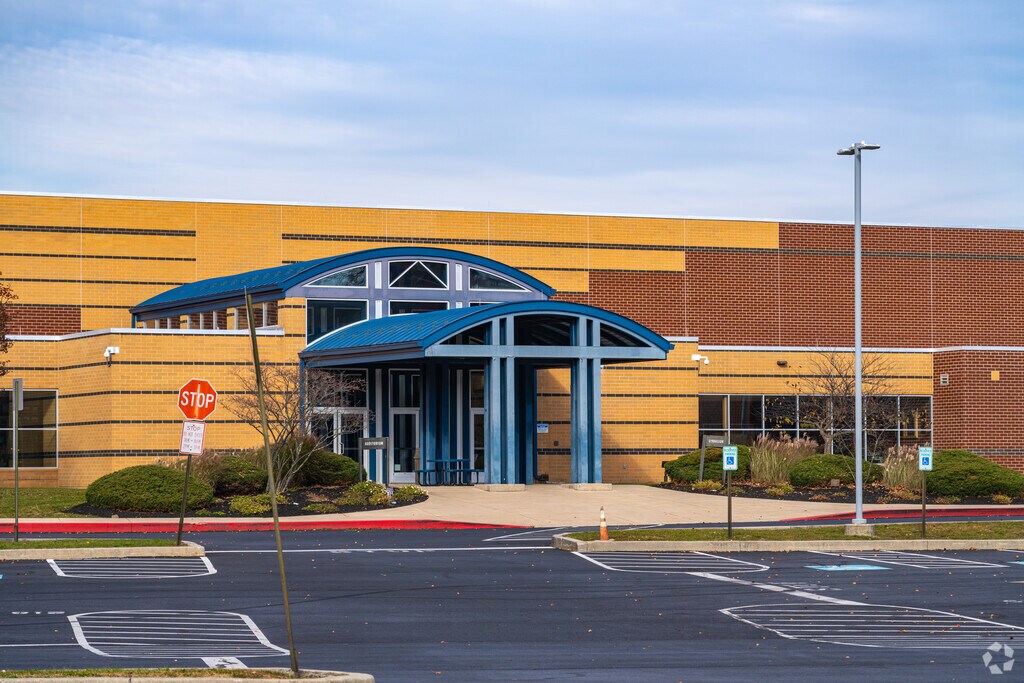 Northern High School has 1,062 students and is home of the Polar Bears.