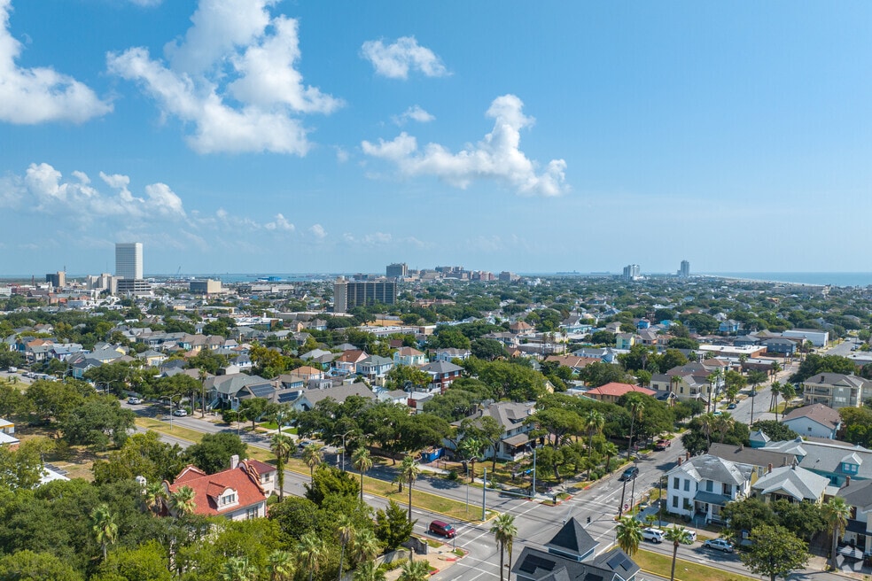 Old Silk Stocking Historic District