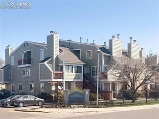 992 S Dearborn Way, Aurora, CO 80012