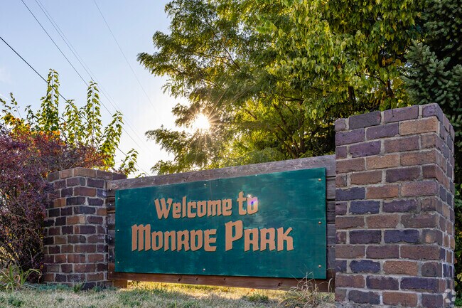 Monroe Park's best feature is its proximity to downtown and easy access to main streets.