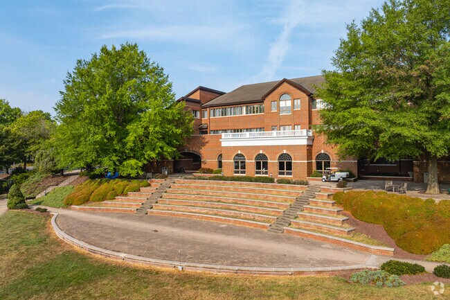 Just under 1,000 students flood the campus of Eastern Mennonite University in Park View.