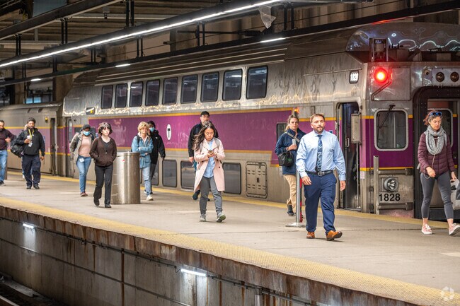 The commuter rail makes getting in and out of Downtown Boston easy.