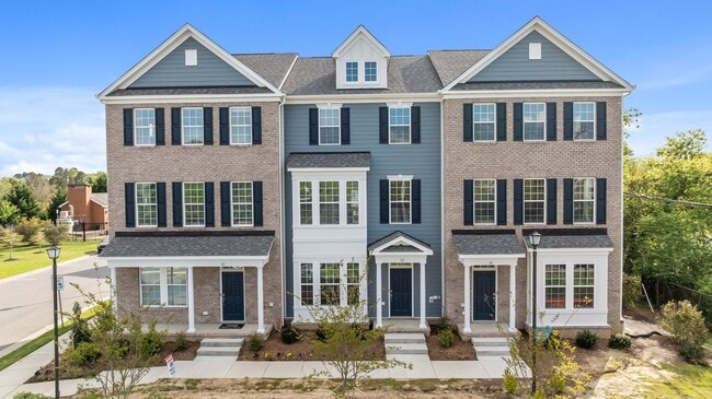 148 Freeman Dr, Hampton, VA 23666 - photo 2