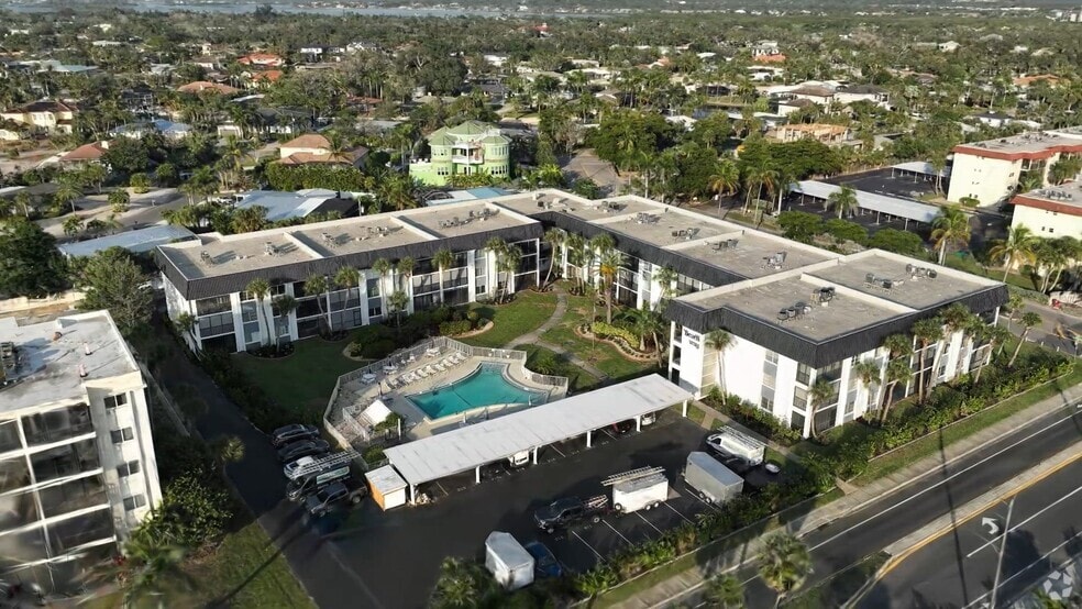 5600 Beach Way Dr unit 201, Sarasota, FL 34242 - photo 2