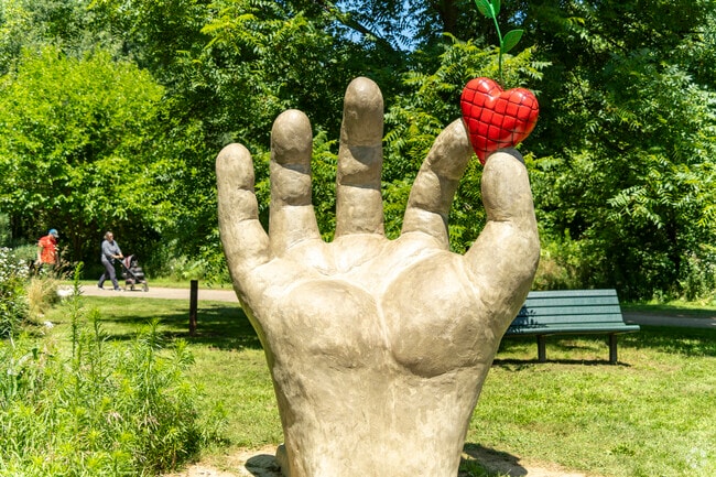 Hartland’s Settlers Park spans 100 acres with trails, wetlands, and a playground.
