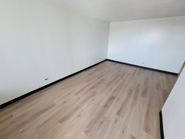 3175 Waialae Ave unit 804, Honolulu, HI 96816 - photo 6