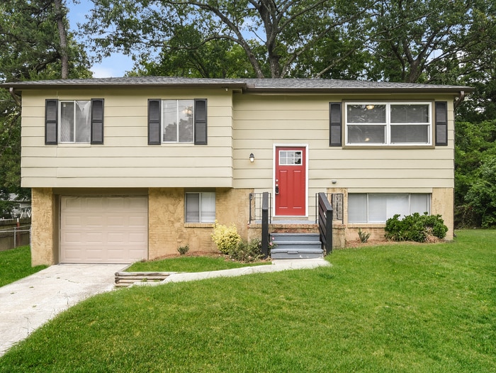 1344 4th Way NW, Center Point, AL 35215 - photo 1