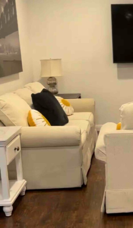 15 Aravaca Dr, Paramount, CA 90723 - photo 2