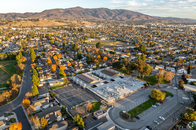 Educational opportunities abound at Vista Alternative School.
