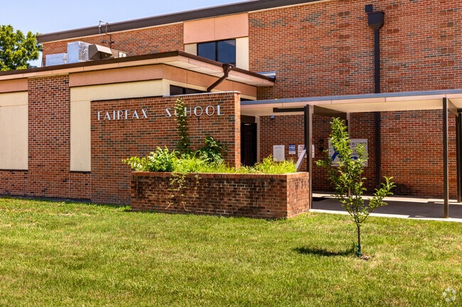 Bridges Academy serves students in the Kansas City neighborhood.