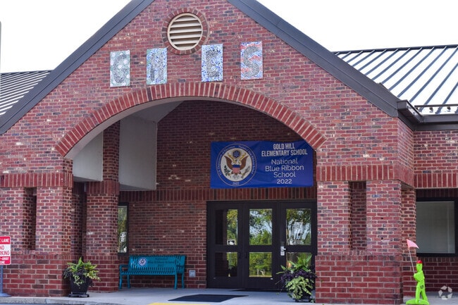 Main Entrance to Gold Hill Elementary School in Outlying York County, Tega Cay SC