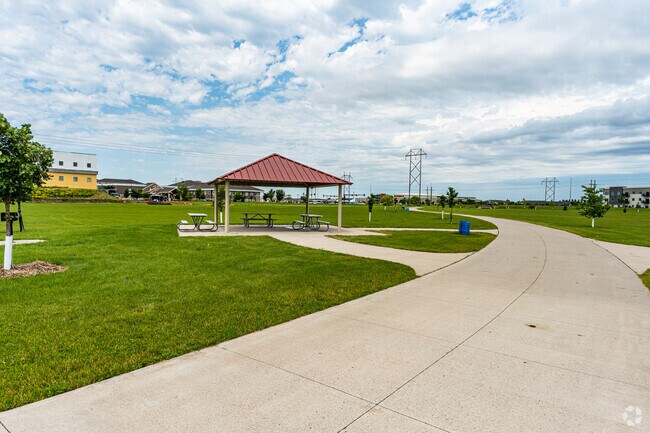 Enjoy the outdoors and let your pets play freely at Brandt Crossing Park and Dog Park in Fargo.