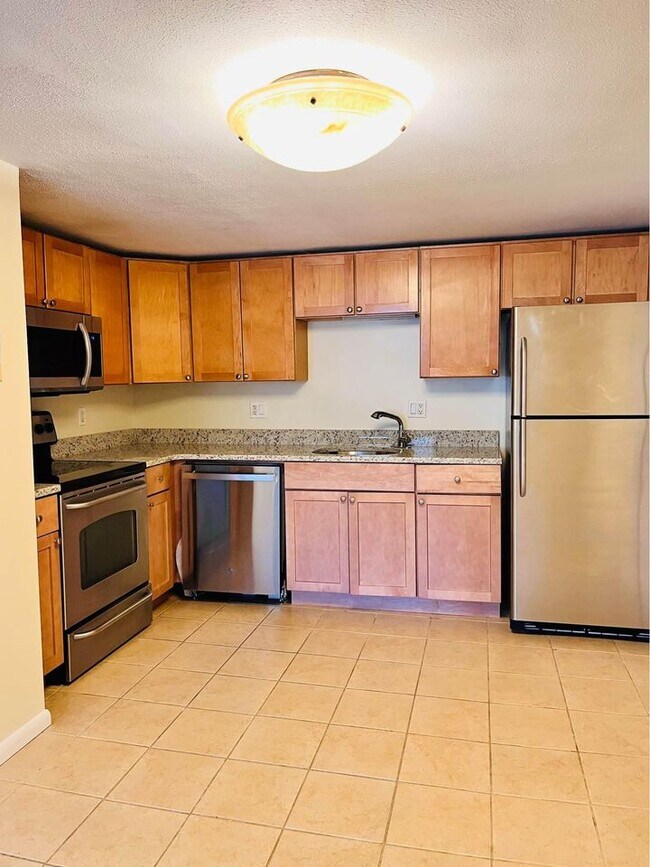 870 Haverhill St Unit 11C, Rowley, MA 01969