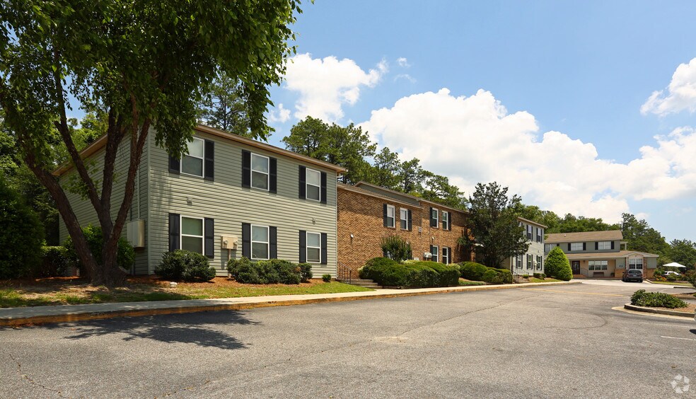 Campus Side Apartments 3105 Wrightsboro Rd, Augusta, GA