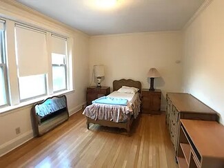 17 Alton Place Unit 2, Brookline, MA 02446