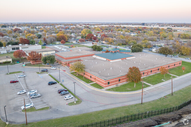 At David Daniels Elementary 22% of students scored at or above the proficient level for reading.