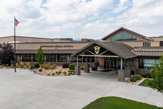 Timpanogos Middle School received a B+ grade from Niche.