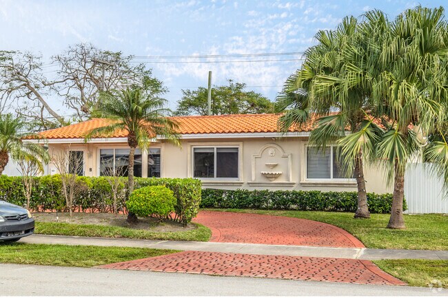 Spanish revival style homes are the staple style in Westchester, FL.