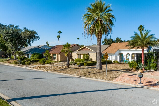 Various ranch and modern style homes can be found throughout the city of McAllen.