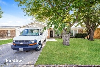 6104 Skylark Ln, Watauga, TX 76148
