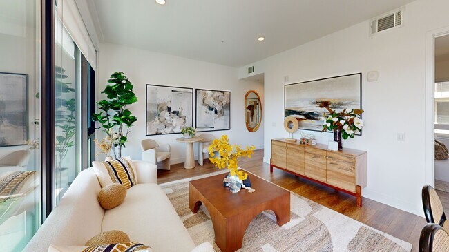 709 E Walnut St unit 415, Pasadena, CA 91101 - photo 2