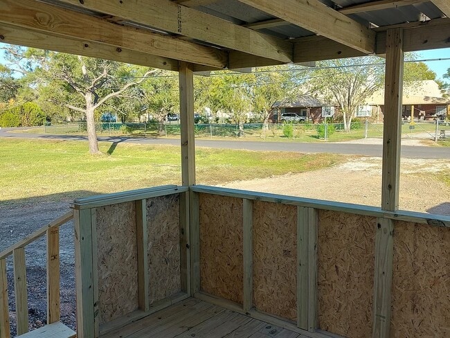 18612 Baughman Dr, Pearland, TX 77584 - photo 5