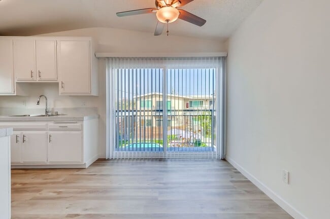 Premier Apartment Complex Near Hollywood Park with Pool, Gym and Covered Parking!, Inglewood, CA 90301 - photo 6