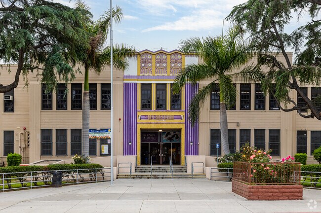 Students in Bell can enroll at Bell High School located on Bell Ave.