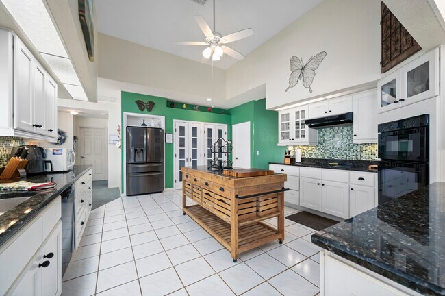 12879 SW Kings Row, Lake Suzy, FL 34269 - photo 6