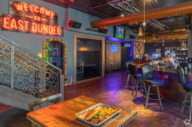 DC Cobbs serves up 15 varieties of burgers in South East Dundee