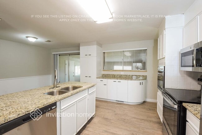 641 E Geddes Ave, Littleton, CO 80122 - photo 6