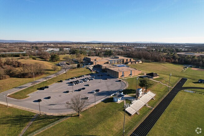 Williamsport High School Earns a B- rating from Niche.