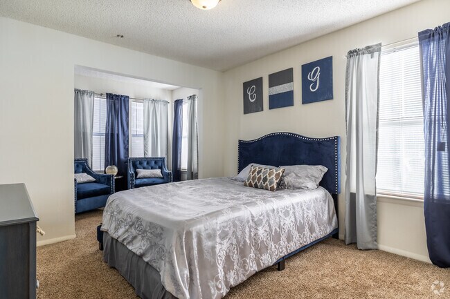 Covington Glen, Decatur, GA 30035 - photo 2