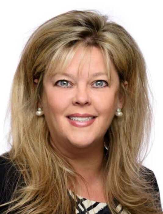Jennifer Hale
