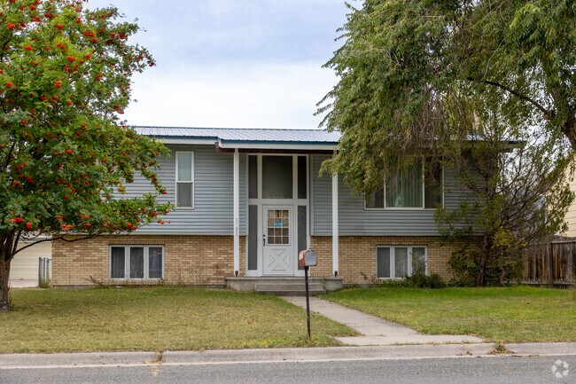 Residents of Lower East Side enjoy a quiet neighborhood.