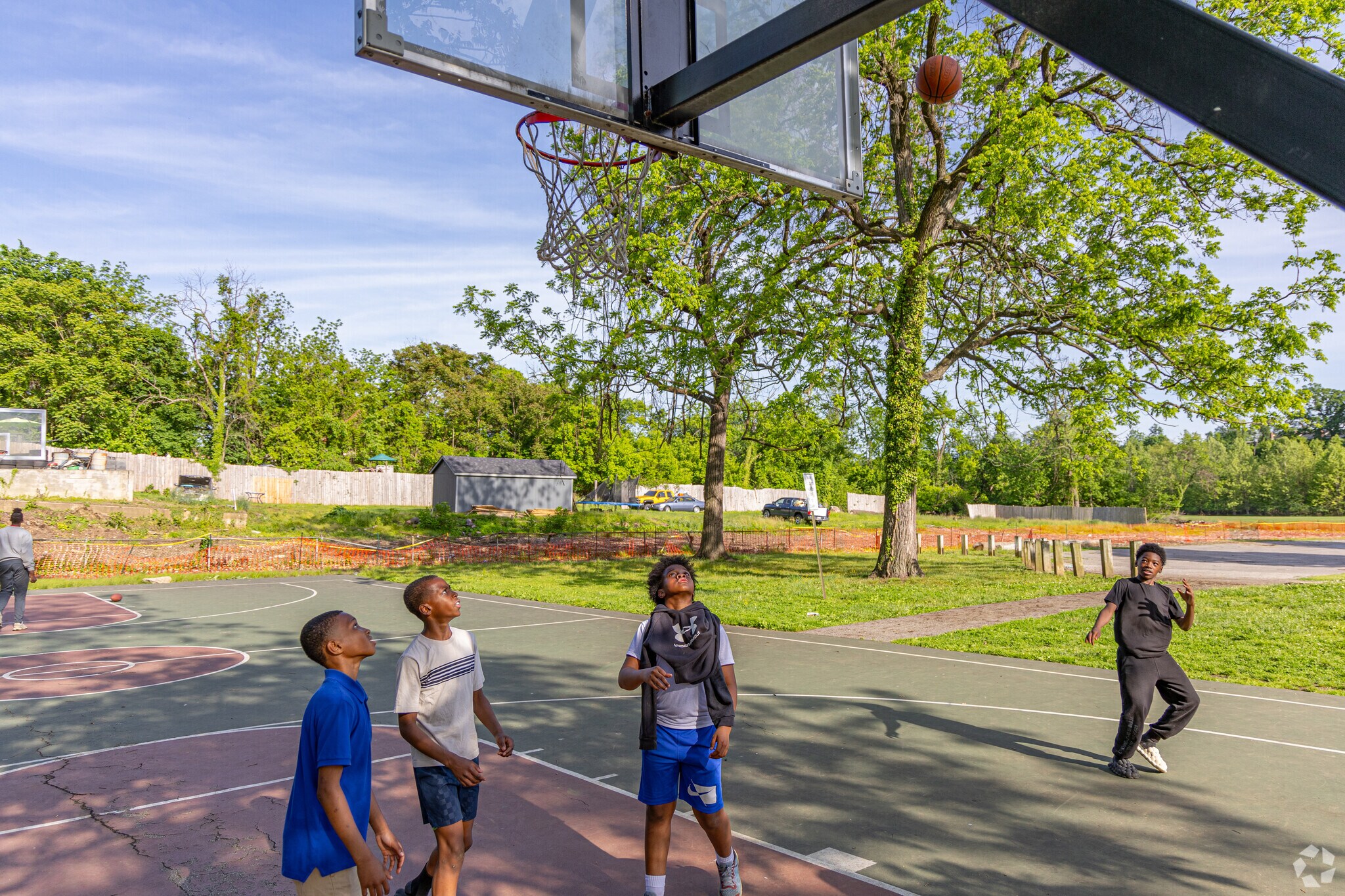 Come play basketball at the outdoor courts at the Fred B Leidig Recreation Center.