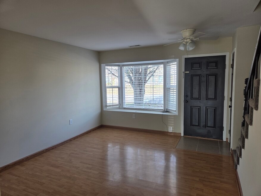 3007 W Sunset Dr, Carbondale, IL 62901 - photo 1