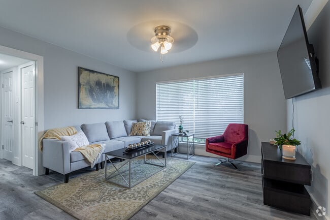 Timbers at Lakewood, North Little Rock, AR 72116 - photo 2