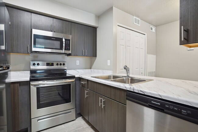 Layton Meadows, Layton, UT 84041 - photo 5