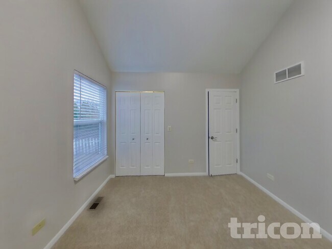 1609 Heritage Pointe Ct, Plainfield, IL 60586 - photo 6