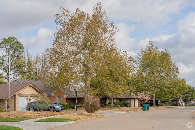 Camelot Bel-Aire has mostly 1960s ranch-style homes with exteriors of brick or stone.