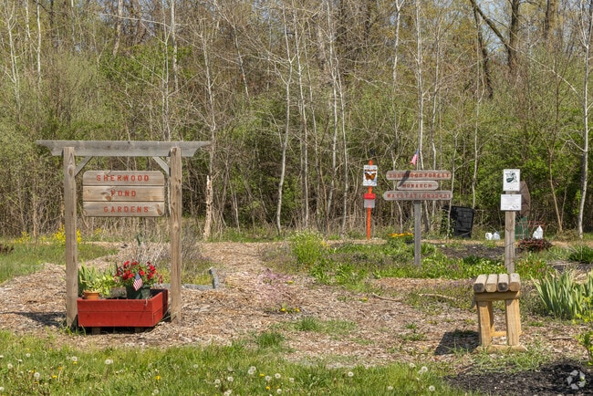 Sherwood Pond Gardens offers green space and gardens in Belleville.